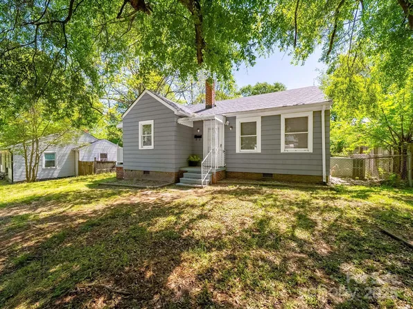 1405 Poston Cir, Gastonia, NC 28054