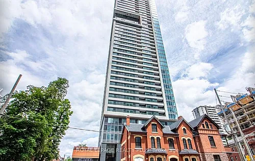 609 Sherbourne St #3005 Photo 1