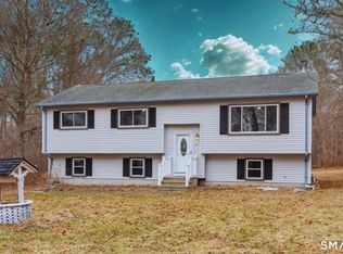 33 Deer Ridge Road, Stonington, CT 06378