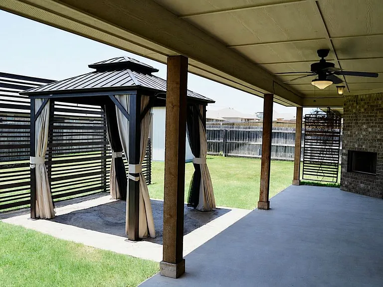 7609 Zircon Dr — Photo 38