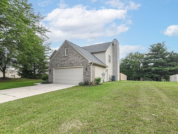 2nd image of 1014 Tanninger Dr