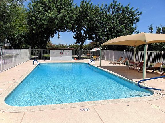 5th image of 2532 W Berridge Ln Unit 204