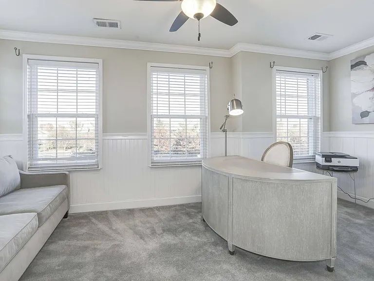 20345 Notting Hill Way — Photo 21
