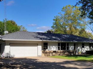 W8288 & W8292 Kent Road, Poynette, WI 53955