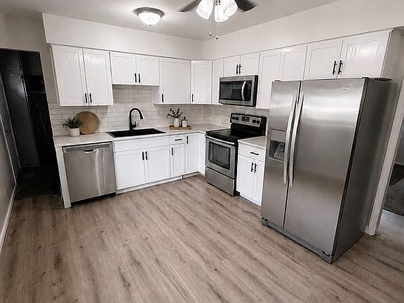 4th image of 1408 Stanley Ave