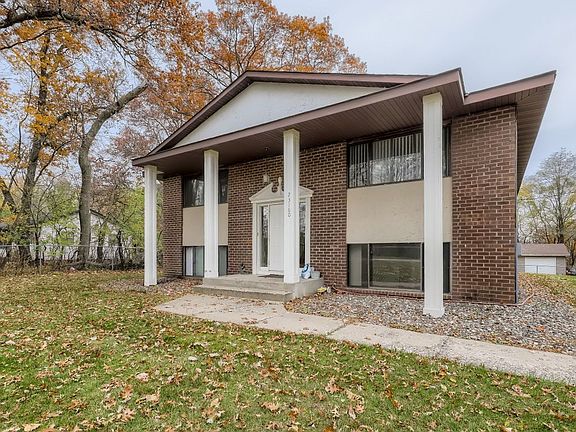 5th image of 23160 Butterfield Dr NW APT 1