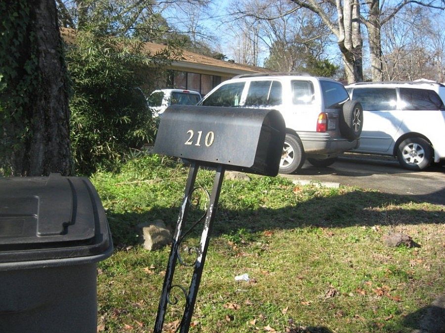 2nd image of 210 Westwood St