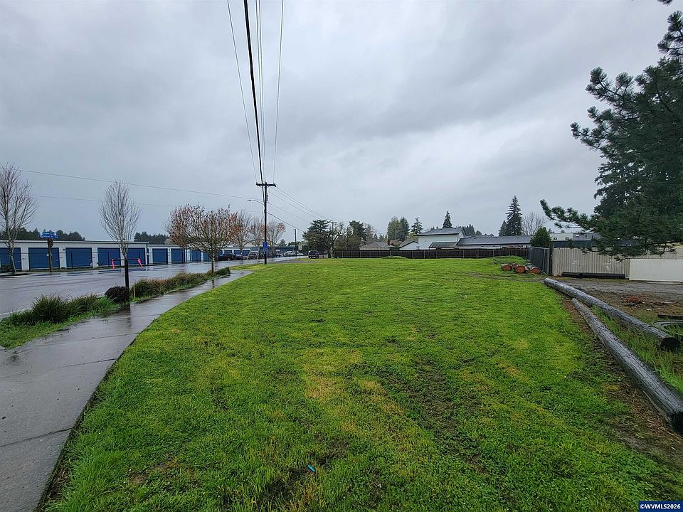 1st image of 5010 Windsor Island Rd N