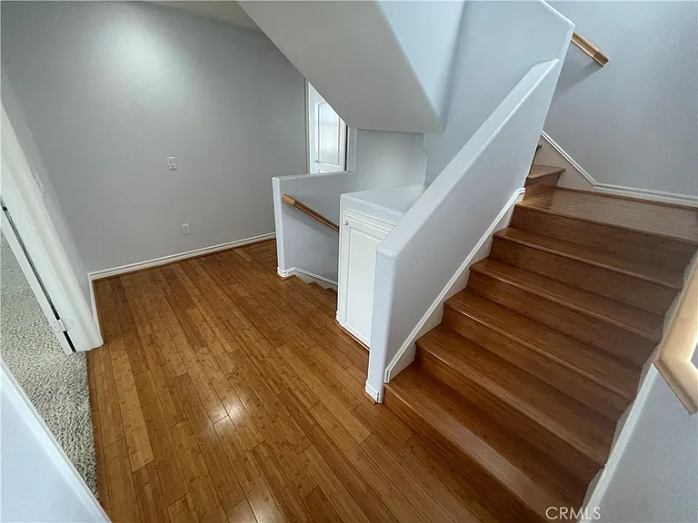 413 N Elena Ave #C — Photo 38