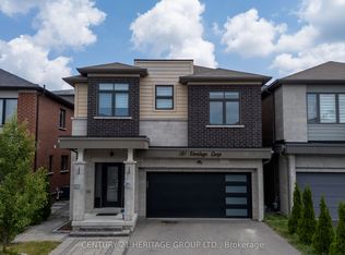 121 Vantage Loop, Newmarket, ON L3X 0K8