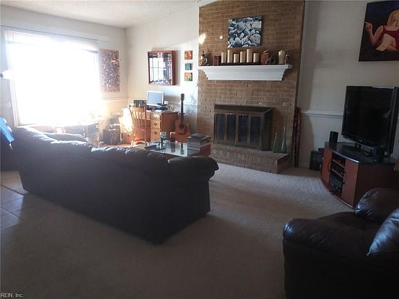 4th image of 4896 Halwell Dr