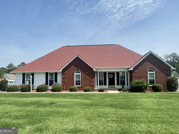 205 Ellicott Dr, Warner Robins, GA 31088