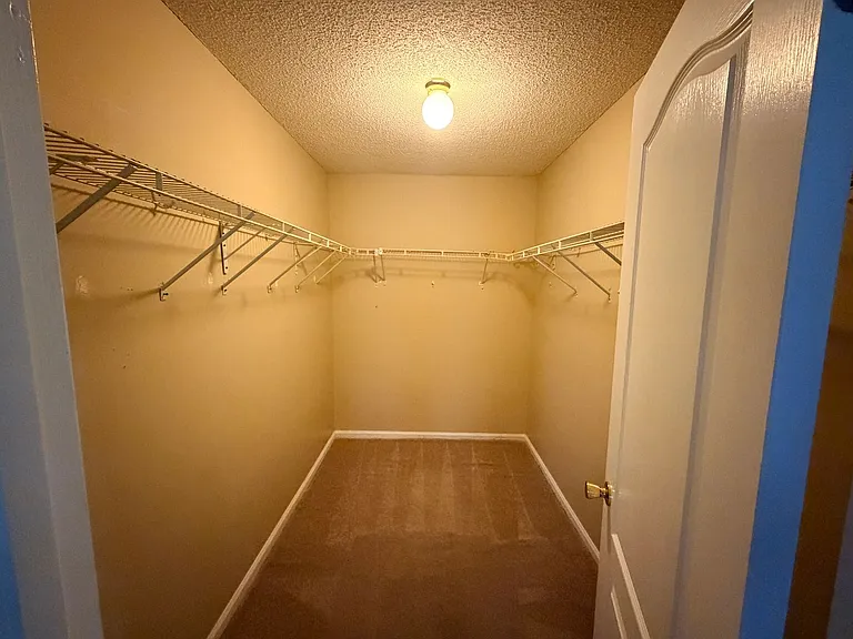 4109 Northlake Dr — Photo 17