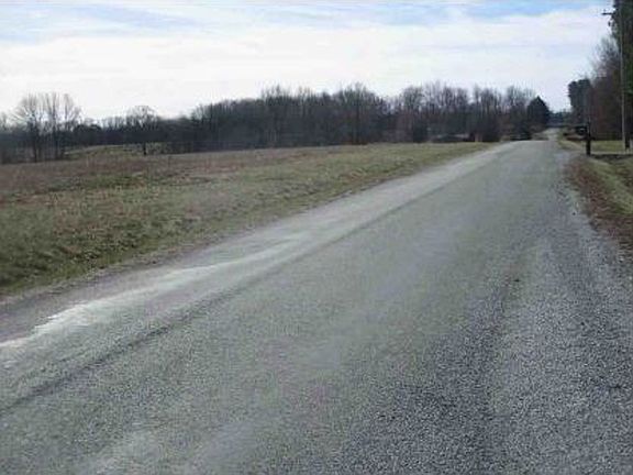 Exterior Neighborhood (street photo)