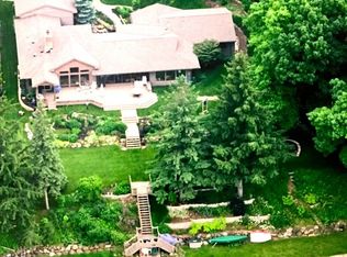 39104 N Cedar Crest Dr, Lake Villa, IL 60046