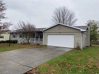 2nd image of 1594 E Algonquin Dr