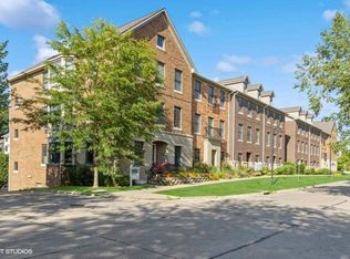 1192 Foster Rd, Iowa City, IA 52245