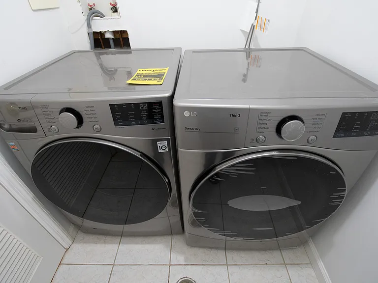 144 Webster Ave #1 — Photo 7