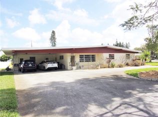 5608 1st Avenue Dr NW, Bradenton, FL 34209