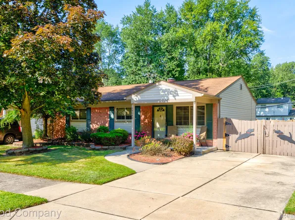 14040 Marvin St, Taylor, MI 48180