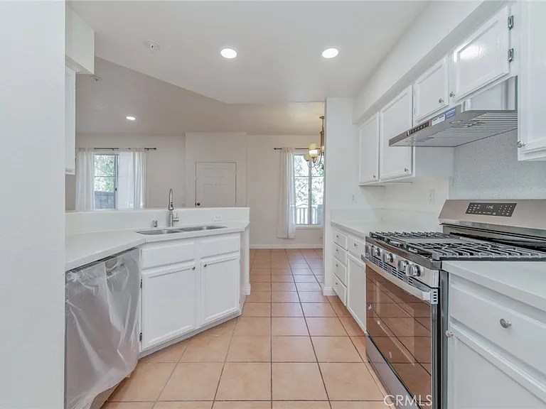 35 Coronado Cay Ln — Photo 2