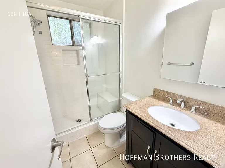 919 N Alfred St #105 — Photo 5