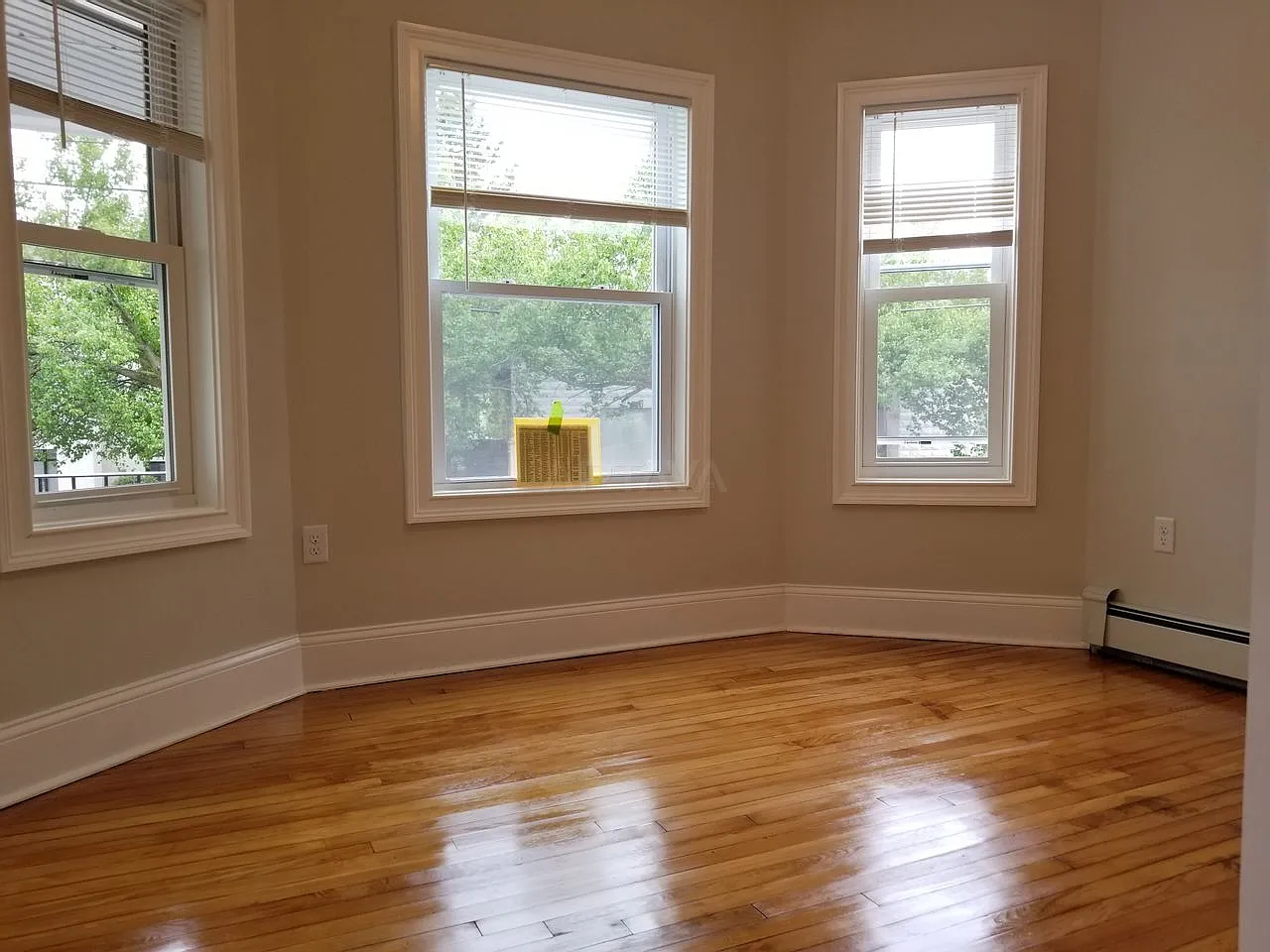 3 bed, $4,000 — Photo 3