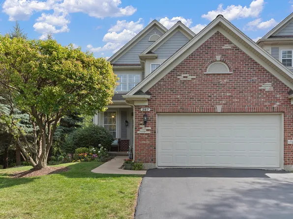 287 Jennifer Ct, Gurnee, IL 60031