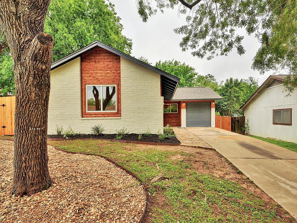 1st image of 5307 King Charles Dr