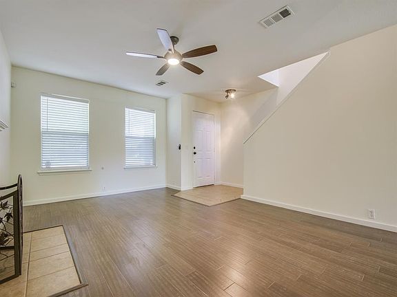 4th image of 4016 Shiraz Dr