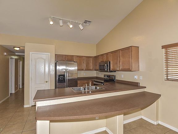 5th image of 16009 N 174th Ln