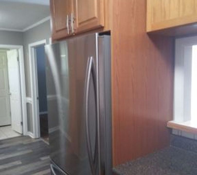 1st image of 101 Cavin Ave #105-4