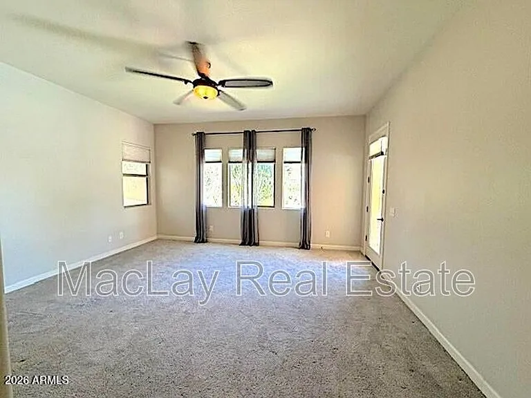 1142 E Bajor St — Photo 16