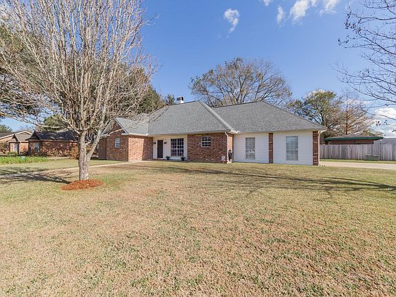 2nd image of 105 Knobcrest Dr