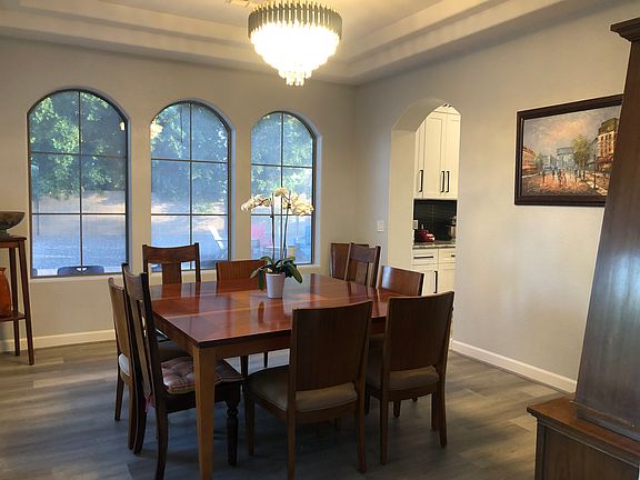 5th image of 3919 E Fox Cir #1