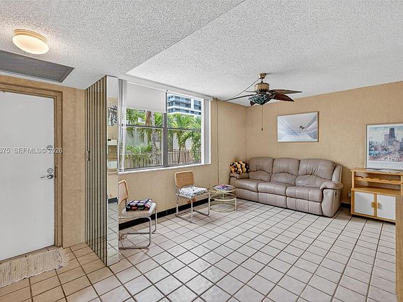 3rd image of 20381 NE 30th Ave APT 410-7