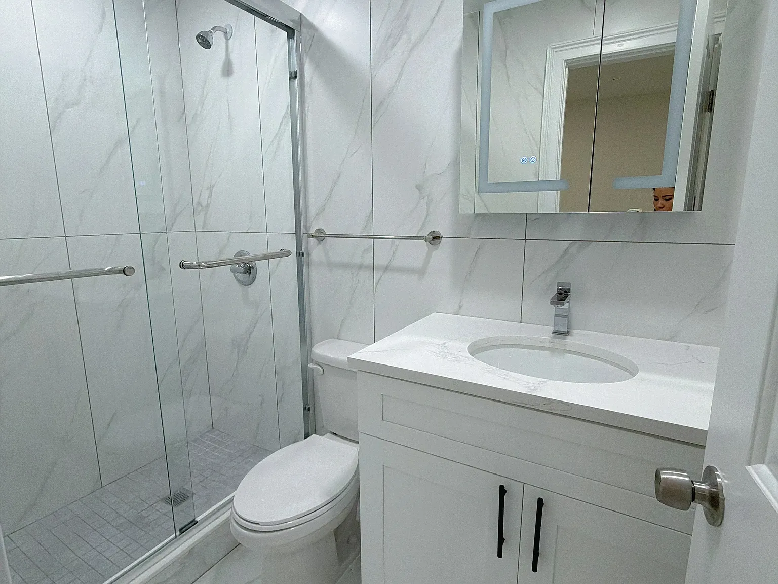 1 bed, 550 sqft, $1,900 — Photo 4