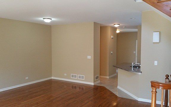 4th image of 1411 Brownstone Pl #27