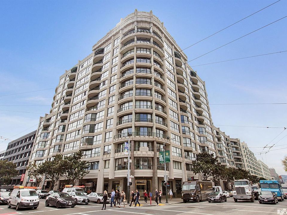 1st image of 300 3rd St APT 715
