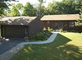 11765 Red Fox Dr N, Maple Grove, MN 55369