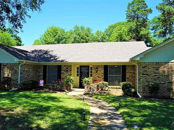 2nd image of 601 Top Hill Dr