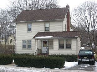 2nd image of 652 Bloomfield Ave