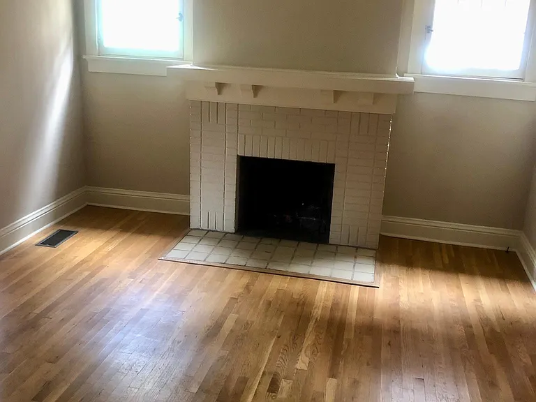 334 N McLean Blvd #2 — Photo 14