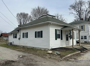 112 W 26th St, Marion, IN 46953