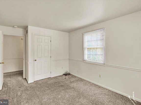 5th image of 603 Maplewood Ave