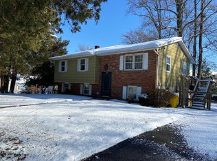 729 Stinchcomb Rd, Severna Park, MD 21146
