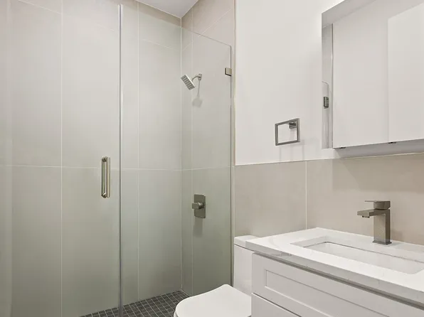 1039 Fulton Street image 10 of 12