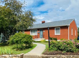 2389 Howard Rd SW, Roanoke, VA 24015