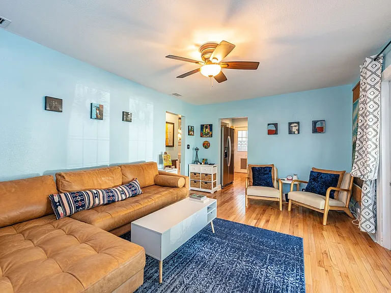 5905 N Eustace Ave — Photo 8
