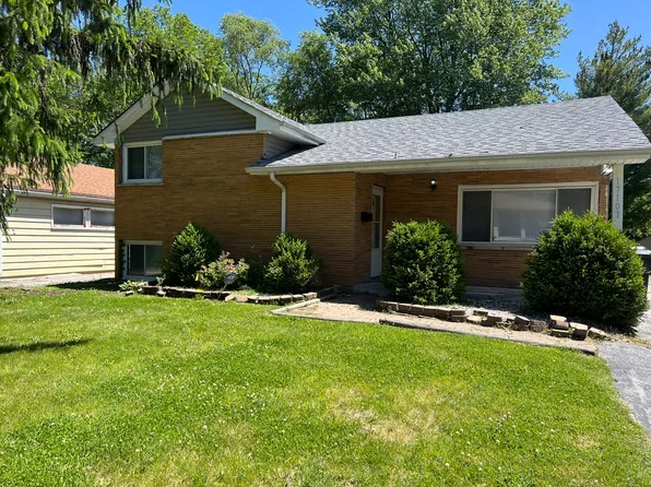 17107 Whittier Ave, South Holland, IL 60429